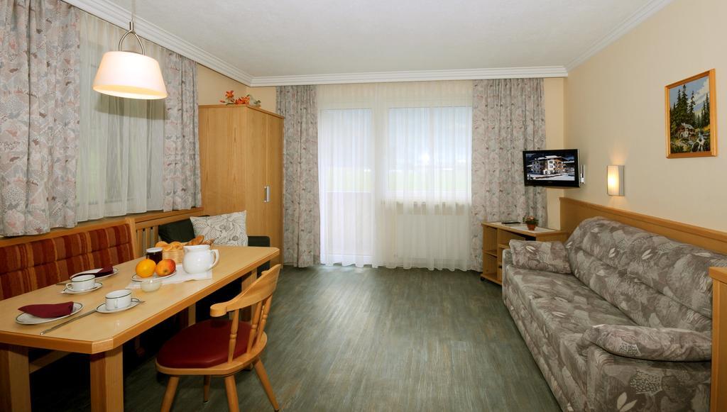 Ferienwohnungen Rahm Mayrhofen Exterior foto